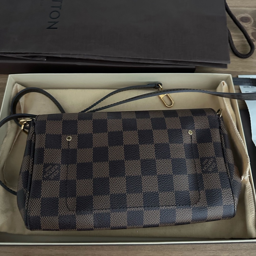 Louis Vuitton Favorite PM Damier - Picture 6 of 10